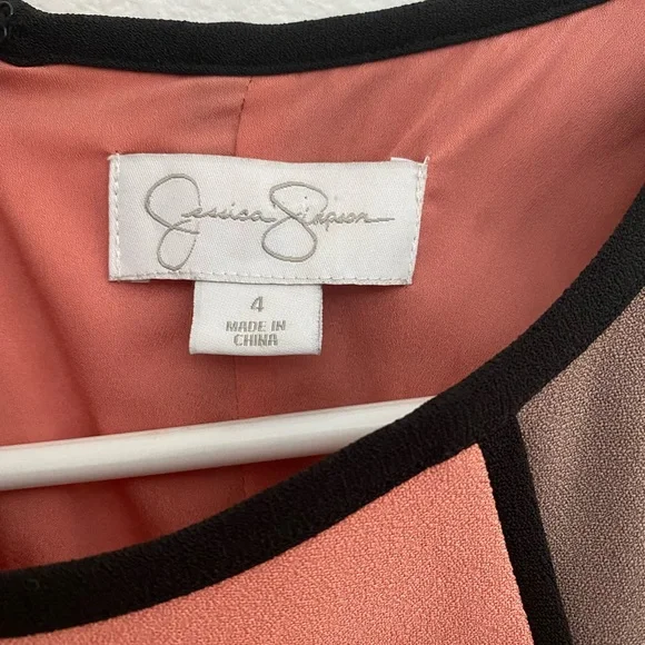 Jessica Simpson size 4 shift dress - Picture 3 of 3